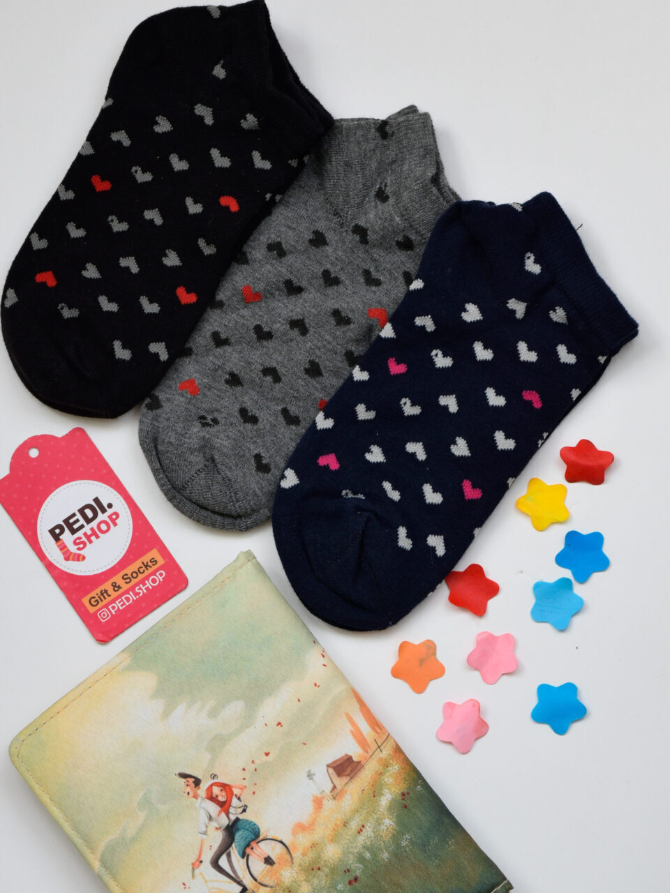 جوراب مچی طرح قلب و ستاره برند کالزی لند 2 جوراب مچی طرح قلب و ستاره برند کالزی لند