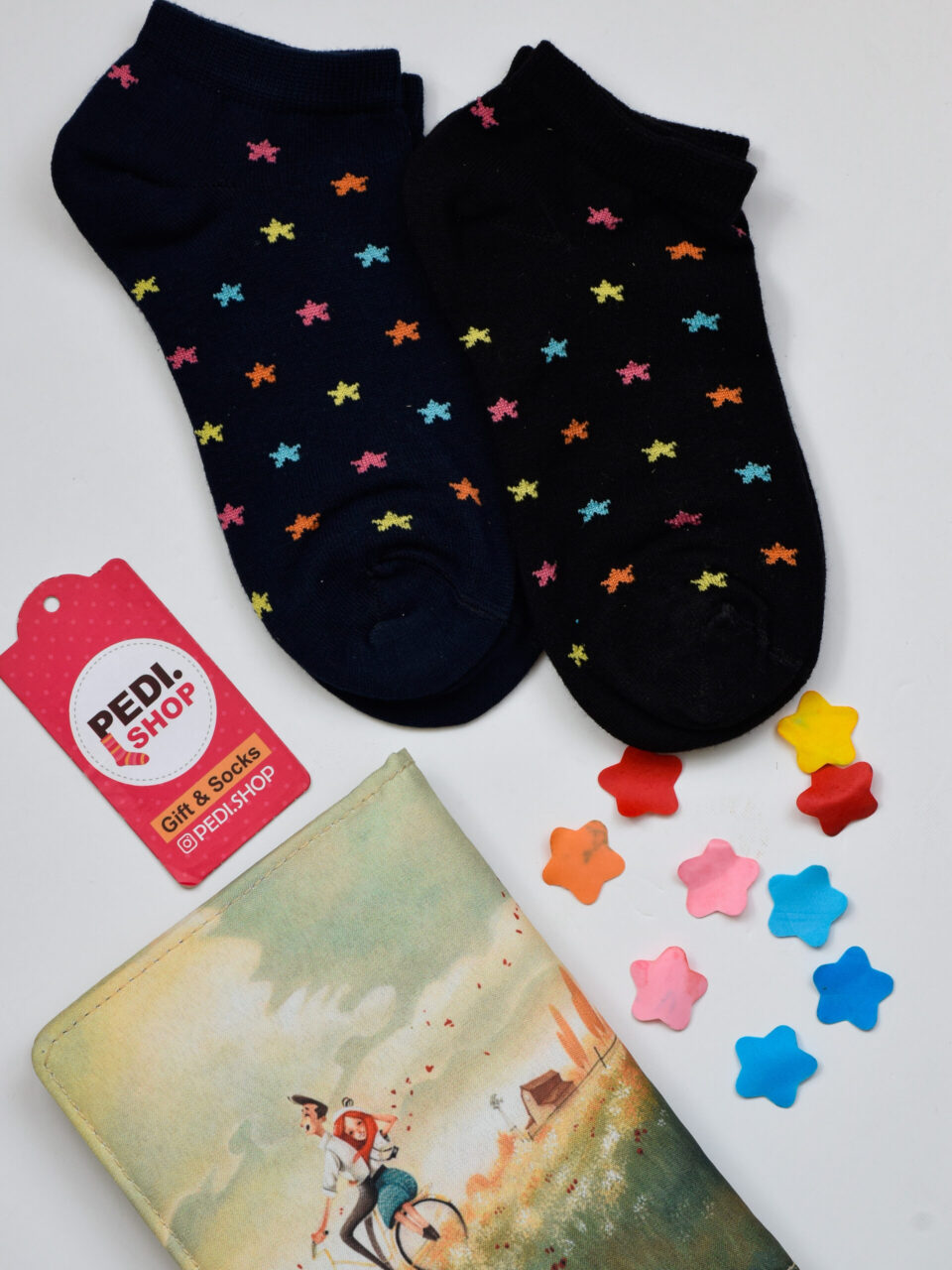 جوراب مچی طرح قلب و ستاره برند کالزی لند 3 جوراب مچی طرح قلب و ستاره برند کالزی لند