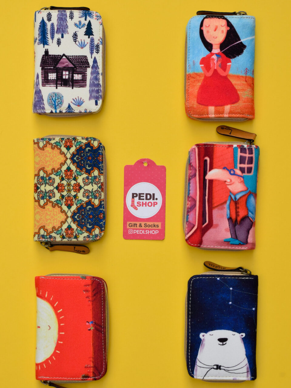 جاکارتی زیپ دار طرح خورشید,مستر دماغ,دختر,سنتی,کلبه و خرس برند مها 1 جاکارتی زیپ دار طرح خورشید,مستر دماغ,دختر,سنتی,کلبه و خرس برند مها