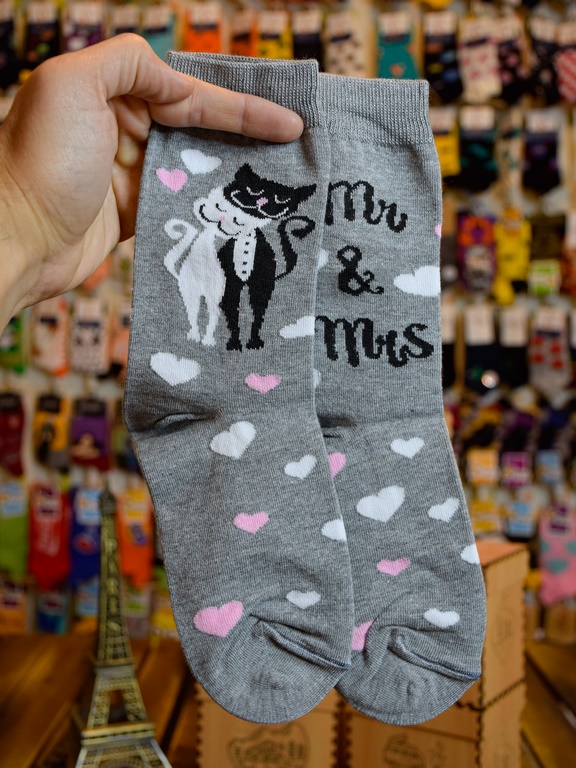 جوراب ساقدار و مچی طرح گربه و قلب برند پاتوک پاتوک 2 جوراب ساقدار و مچی طرح گربه و قلب برند پاتوک پاتوک