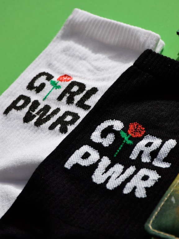 جوراب ساقدار طرح Girl Power برند آپتیمیست 3 جوراب ساقدار طرح Girl Power برند آپتیمیست
